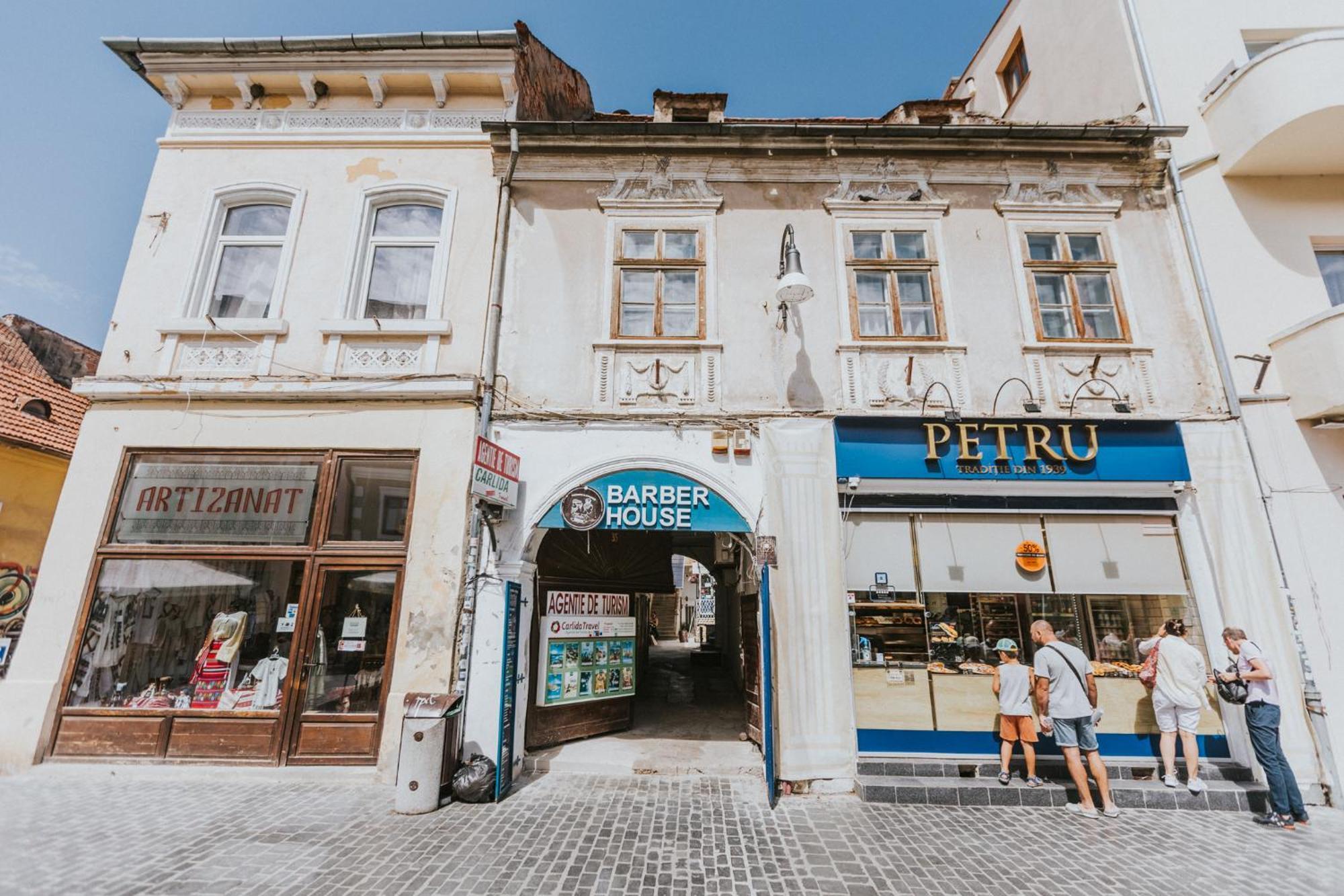 Locart -Cozy Downtown Apartment, Near Black Church With Free Wi-Fi Brasov Bagian luar foto